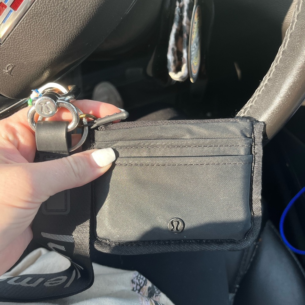 Lululemon Wallet & Wristlet combo